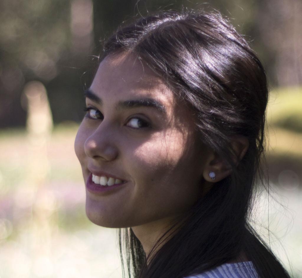 Headshot of Lenina Bustamante Pereira