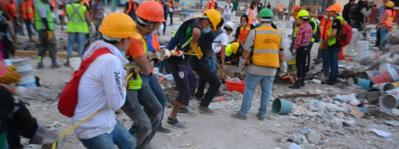 Labores de rescate tras el sismo en México