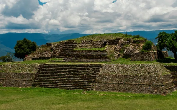Sitio arqueológico de Monte Albán en Oaxaca, México