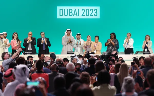 Plenaria de cierre de la la vigésimo octava Conferencia de las Naciones Unidas sobre el Cambio Climático (COP28) en Dubai.