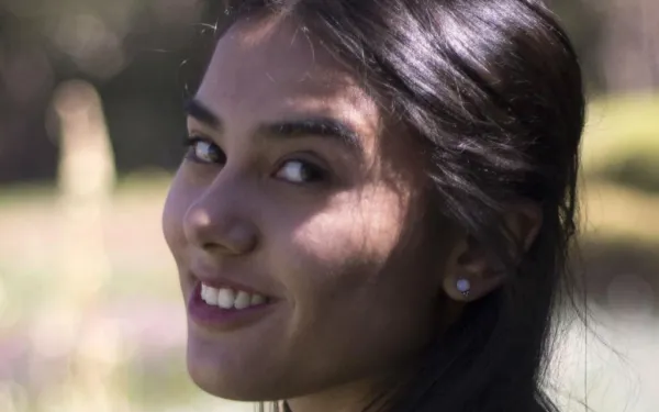 Headshot of Lenina Bustamante Pereira