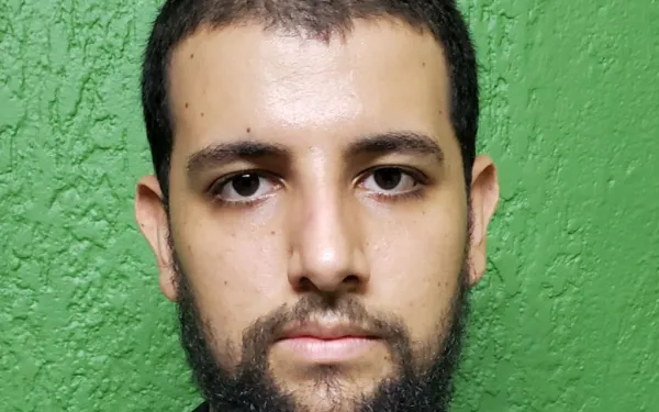 Headshot of Gabriel Cubero