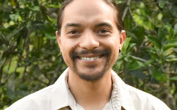 Headshot of David Cañas