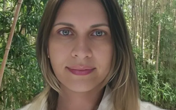 Headshot of Natalia Langer