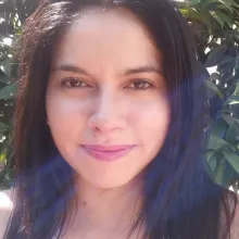 Headshot of Claudia Arancibia